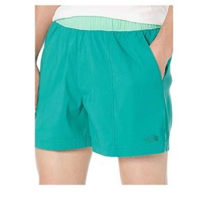NWT The Northface class V pull-on shorts